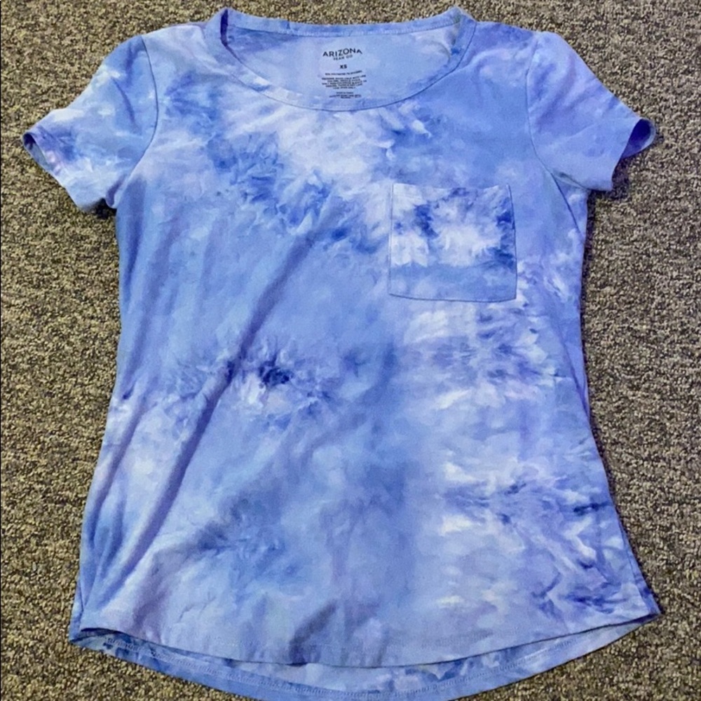 Blue tie-dye pocket tee